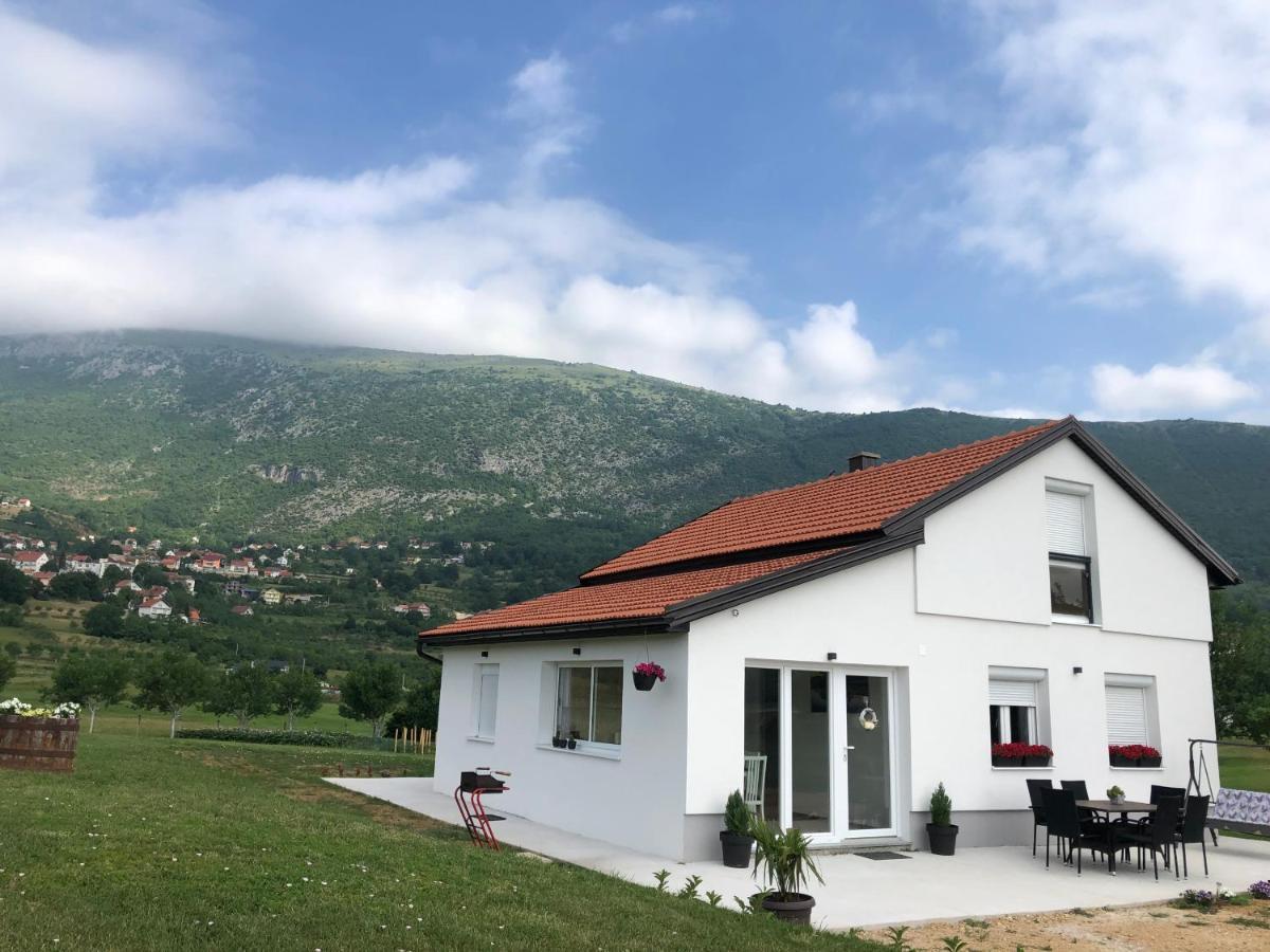 Vikendica Bruse Villa Jaklici Bagian luar foto