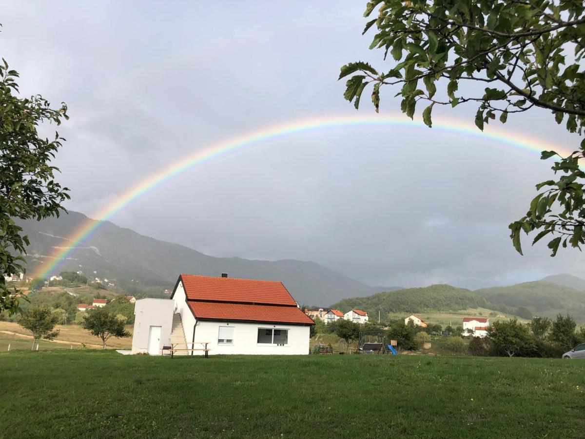 Vikendica Bruse Villa Jaklici Bagian luar foto