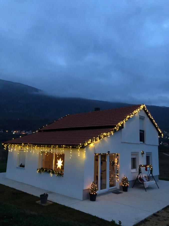Vikendica Bruse Villa Jaklici Bagian luar foto