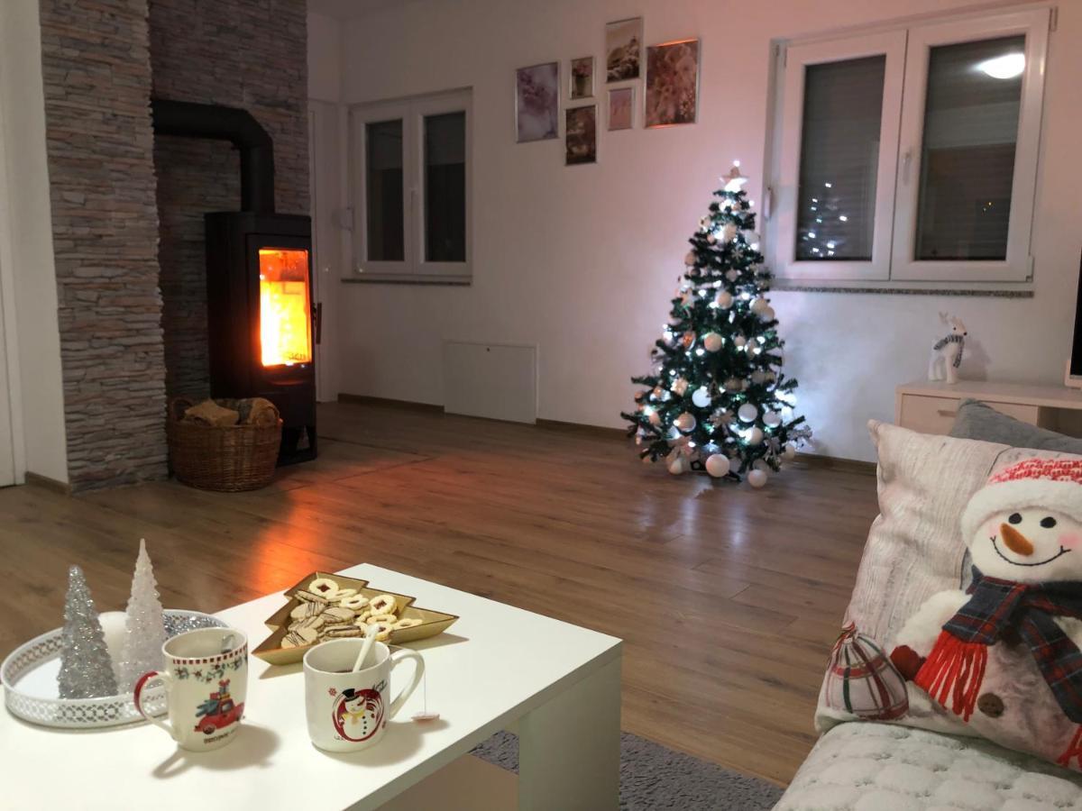 Vikendica Bruse Villa Jaklici Bagian luar foto