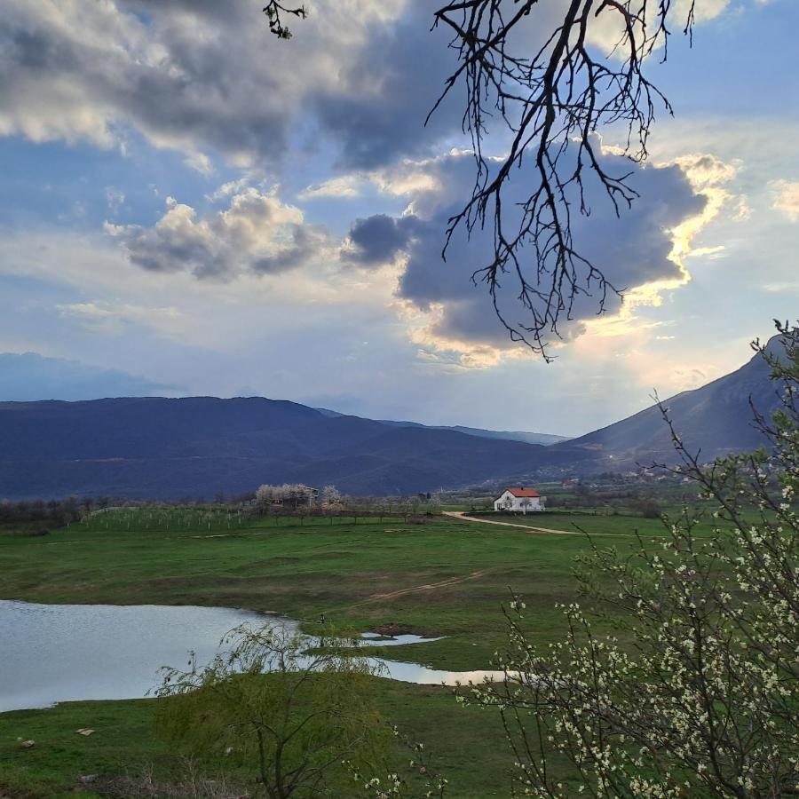 Vikendica Bruse Villa Jaklici Bagian luar foto